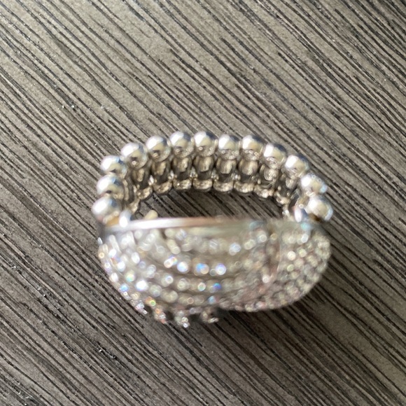 Silver Rhinestone Stretch Band Ring Size 7 To Size 10 - Picture 5 of 11